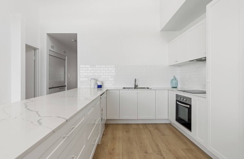 Sunrise Beach Apartment | Seaside Serenity: Oceanview Retreat at Sunrise Beach