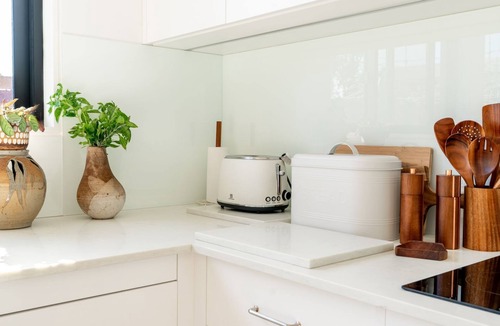 Kiama House | Seaview Lane Hideaway ~ Captivating coastal escape by the sea