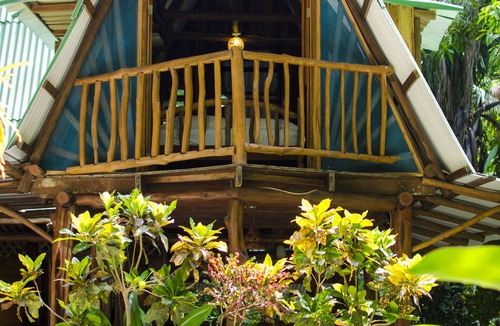 Cabuya Cabin | Secluded Beach Front Cabin in Jungle Setting.