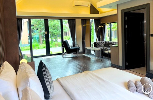 Sawang Daen Din Resort | See Stars & Forest Resort