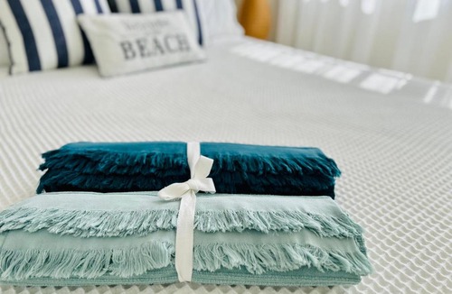 Marcoola Apartment | Serene Beachside Apartment