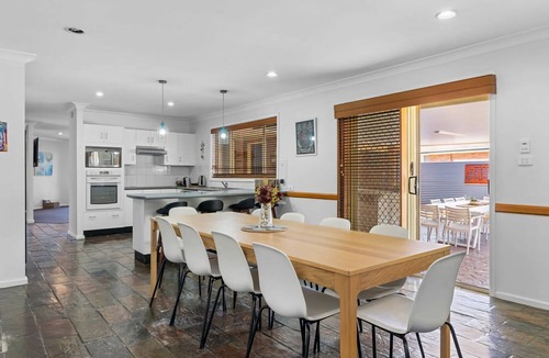 Pelican Apartment | Serene Family Paradise
