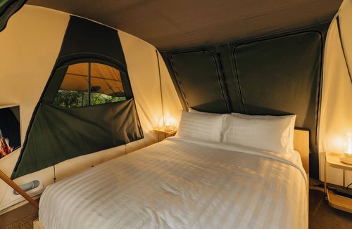 Su Thep Hotel | Serene Garden Stay: Nature, Culture & Comfort Await