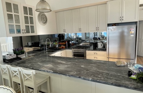 Warilla House | Shellharbour Waves - Amazing Beach Front Views
