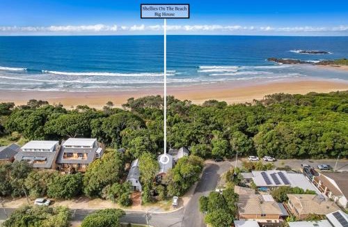 Sawtell House | Shellies Twin Beach Houses