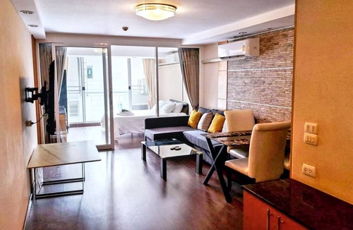 Khlong Toei Nuea Condo | Short-Term Rental Allowed - 6D Downtown Bkk Serviced Apartment
