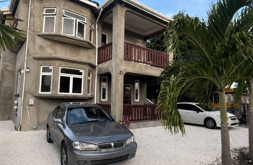 Pine Gardens House | Short Term Embassy Rental or Getaway