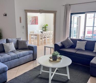 Correeira Villa | Silver Globe