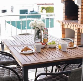 Correeira Villa | Silver Globe
