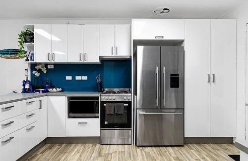 Malua Bay Apartment | Skyes Beach House | Downstairs | Shared Amenities