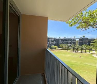 Laguna Apartment | Skypark Celeste Studio 3 min to beach & Golf court view