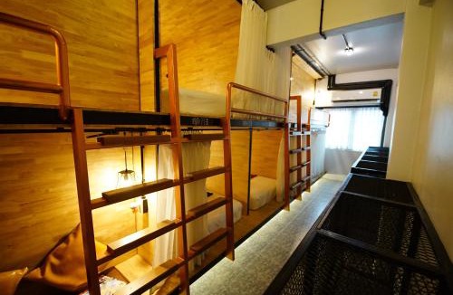 Don Muang Hostel | Sleep Owl Hostel