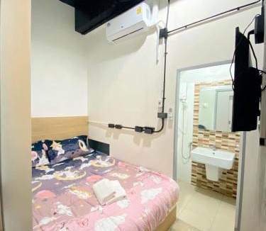 Ban Pa Yang Hotel | Sleepbox Hostel Suratthani