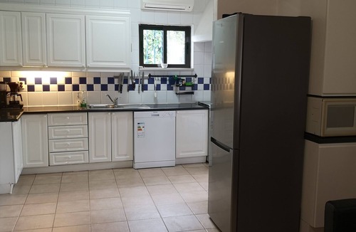 Quelfes House | Small Oasis 7 min from the beach, House with swimming pool