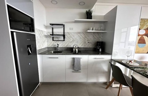 Curridabat House | Smart loft in the heart of the city, A/C and Wi-Fi