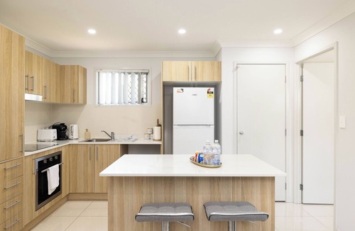 Rocklea Apartment | Smart Suites Self Check-in Apartments - 39 Freney