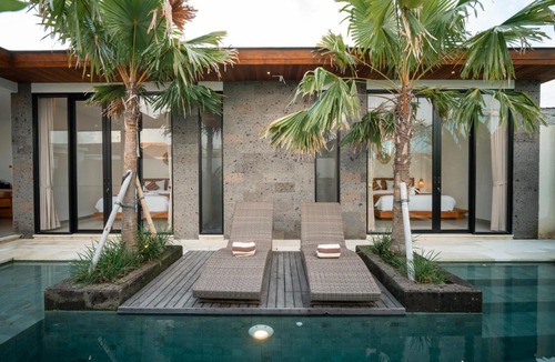 Seseh Villa | Snuggy Shack Villas
