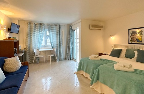 Albufeira Old Town Bed & Breakfast | Sofeelings Quarto Mar Piso 2, Baixa de Albufeira