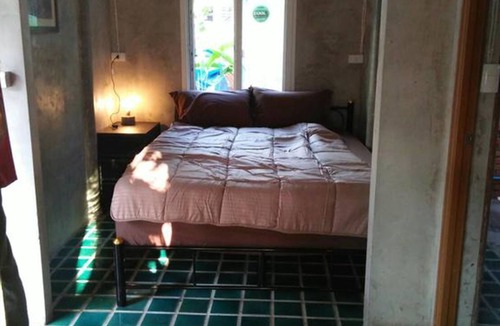 Wat Ket House | Solar Ville