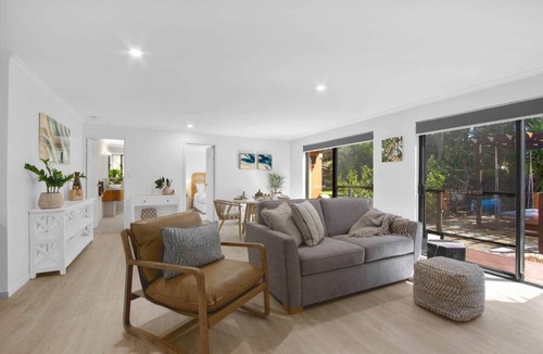 Twin Waters House | Solterra | Luxury 25m Pool, Spa and Coastal Acreage Mudjimba | 5Mins Airport