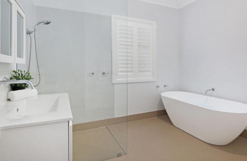 Robertson House | Somerset
