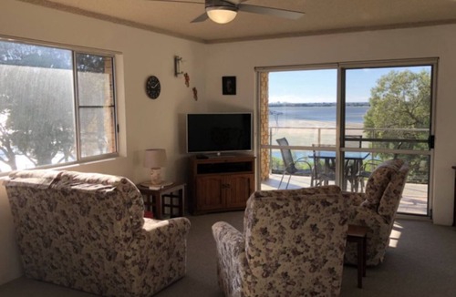 Golden Beach Apartment | Sorrento U5 Golden Beach Waterfront Escape