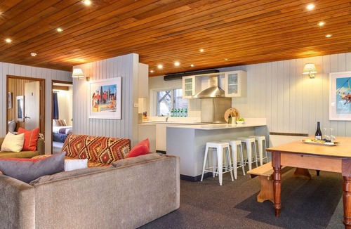 Thredbo Ski Chalet | Southpoint 88 - Woodridge