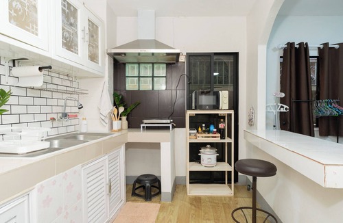 Chang Phueak House | Spacious 3-Storey Townhouse near Nimman & Old city
