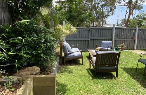Bundeena Cottage | Spacious cottage in peaceful location just minutes walk from the beach.