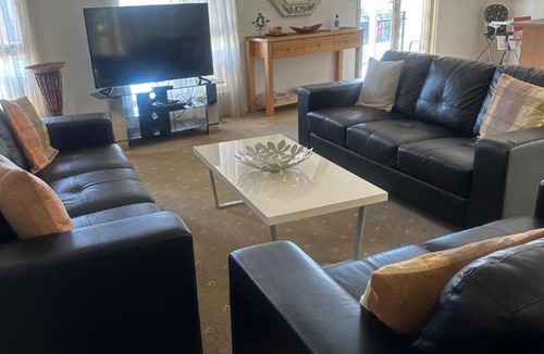 Williamstown Apartment | Spacious Williamstown Apartment with Free Parking