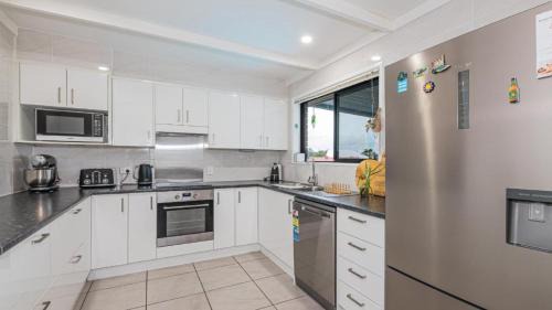 Woorim House | Splash and Relax on Fairway