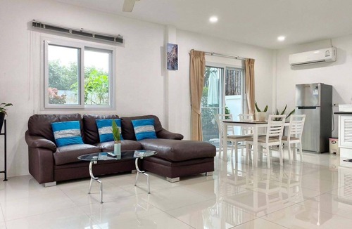 Chalong Villa | Star Private Pool Villa 2 Bedrooms