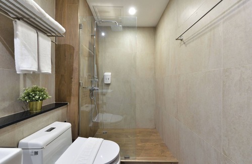 Phra Khanong Nuea Hotel | StayAt Bedever Bangkok Hotel