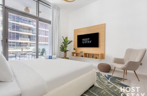Dubai Apartment | Studio with view at Loreto Damac Hills - Host & Stay