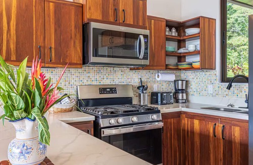 Quepos House | Stunning 3-BR house & casita, sleeps 7. Pool, BBQ, ocean views. Design your stay