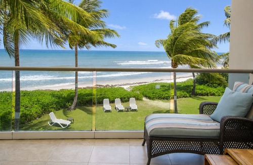 Maxwell Apartment | Stunning Beachfront 2-Bed Condo with Pool - Ocean One 204