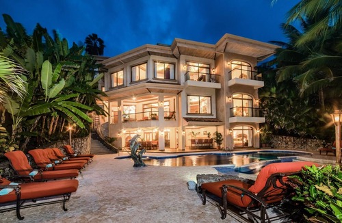 Tango Mar House | Stunning Oceanfront Villa on a Secluded Beach in Costa Rica
