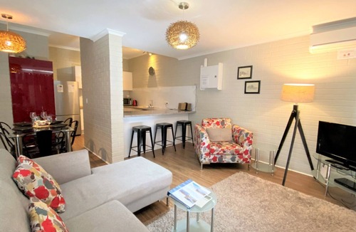 Jindabyne Apartment | Summit 9 - Stylish 3BR Apartment l Amazing Lake Views l WiFi l BBQ l Air-Con