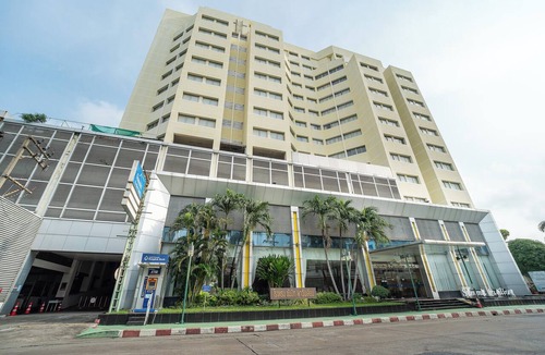 Prawet Hotel | Summit Pavilion