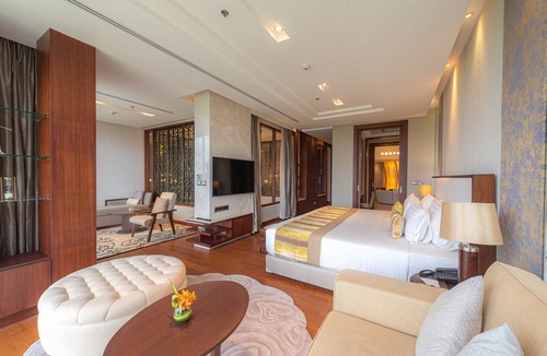 Bang Phli Hotel | Summit Windmill Golf Suite Hotel @Suvarnabhumi