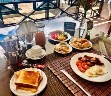 Beau Vallon House | Sun Properties and Resort Hotel
