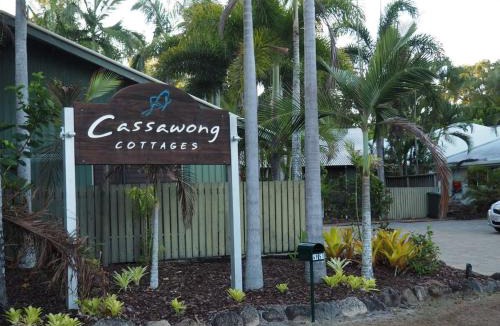 Mission Beach House | Sunbird- Cassawong Cottages