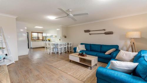 Bongaree House | Sundown On The Water's Edge