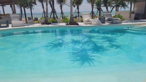 Sichon Hotel | Sunrio Beach Hotel Sichon