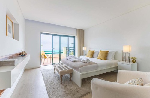 Mina do Azeiche Apartment | Sunset Cliffs with Ocean View by Portugal Active