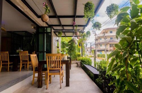 Khao Takiab Resort | Surf & Sand Resort