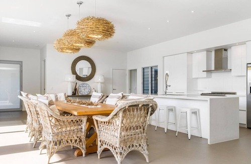 Pottsville House | Surfside Beach House - Ideal Family Getaway