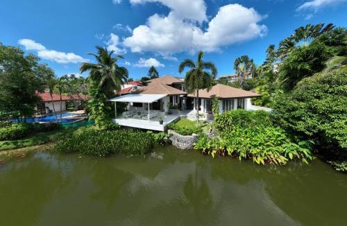 Cherngtalay Villa | Surin Lake Villa