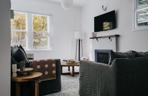 Hepburn Springs House | Sylvandale