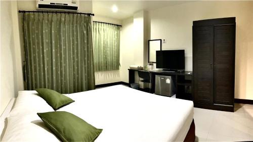 Thai Chang Hotel | T.P. Place Hotel